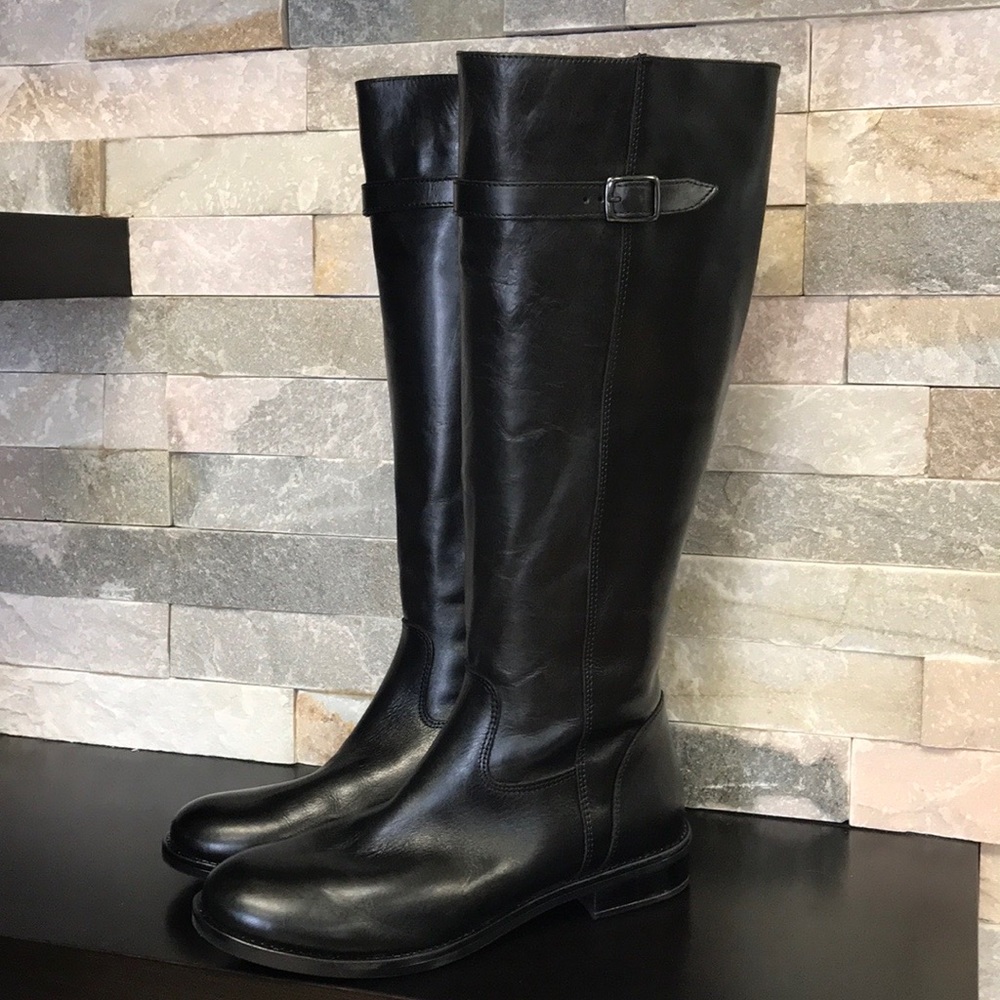 🎁 Italian Shoemakers Antonia Leather Boot - Picture 2 of 16
